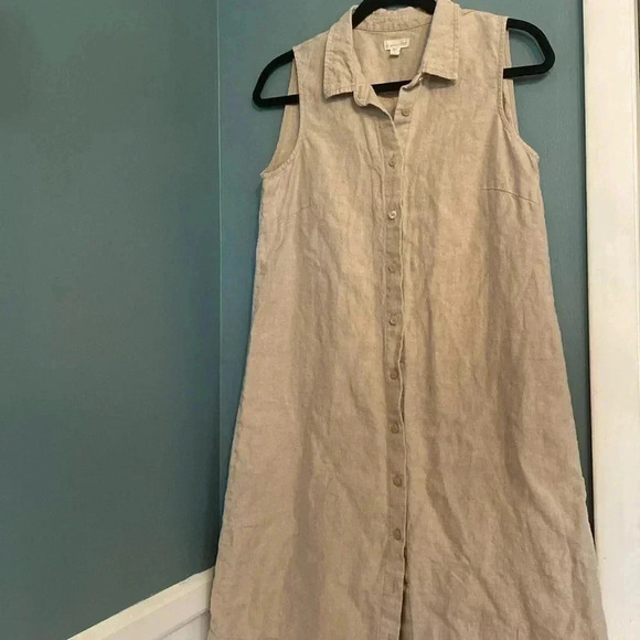 Garnet Hill Dresses & Skirts - Garnet Hill 100% linen women’s size 6 beige button up collared sleeveless dress
